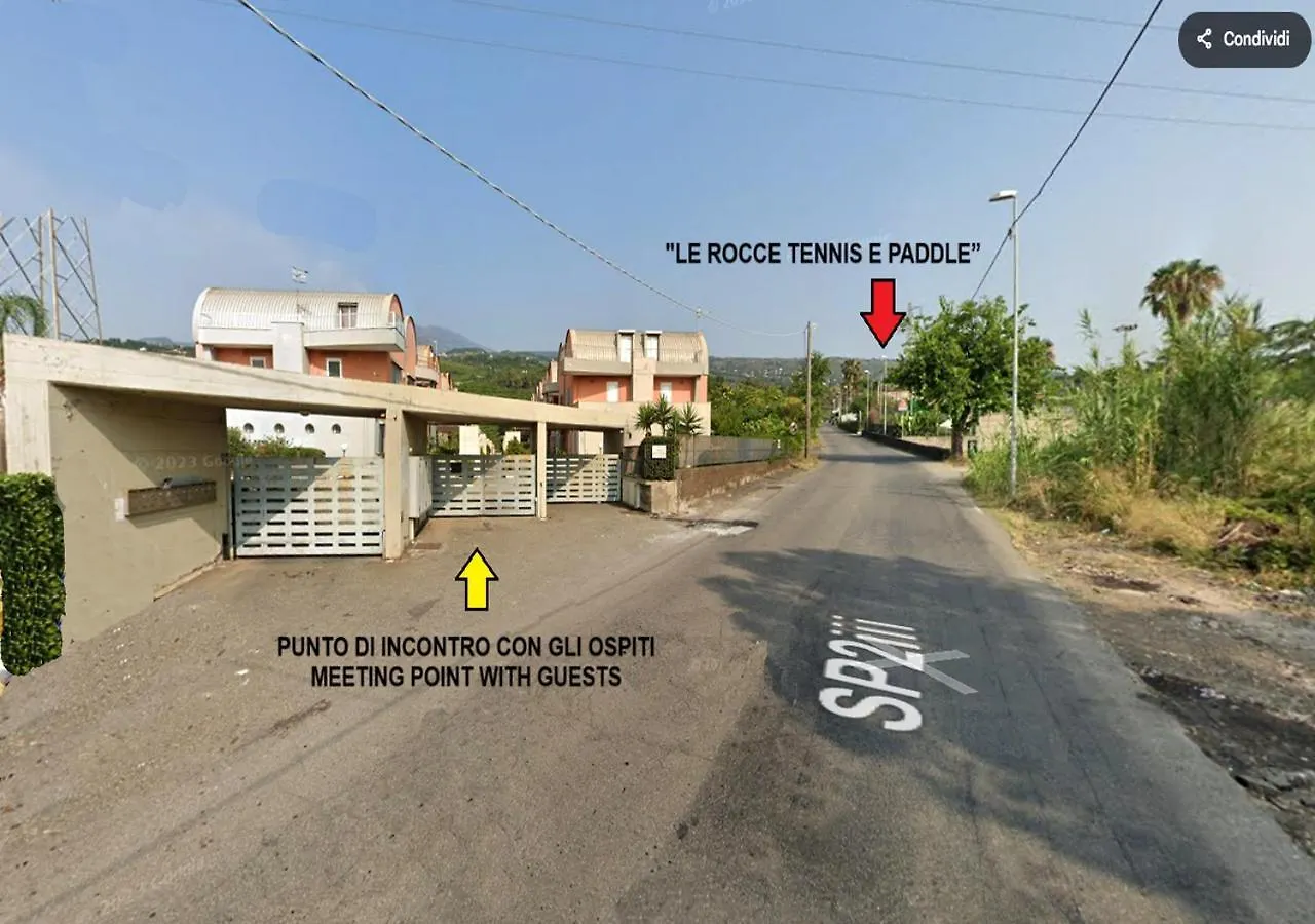 La Casa Di Sara Villa Mascali 0*,
